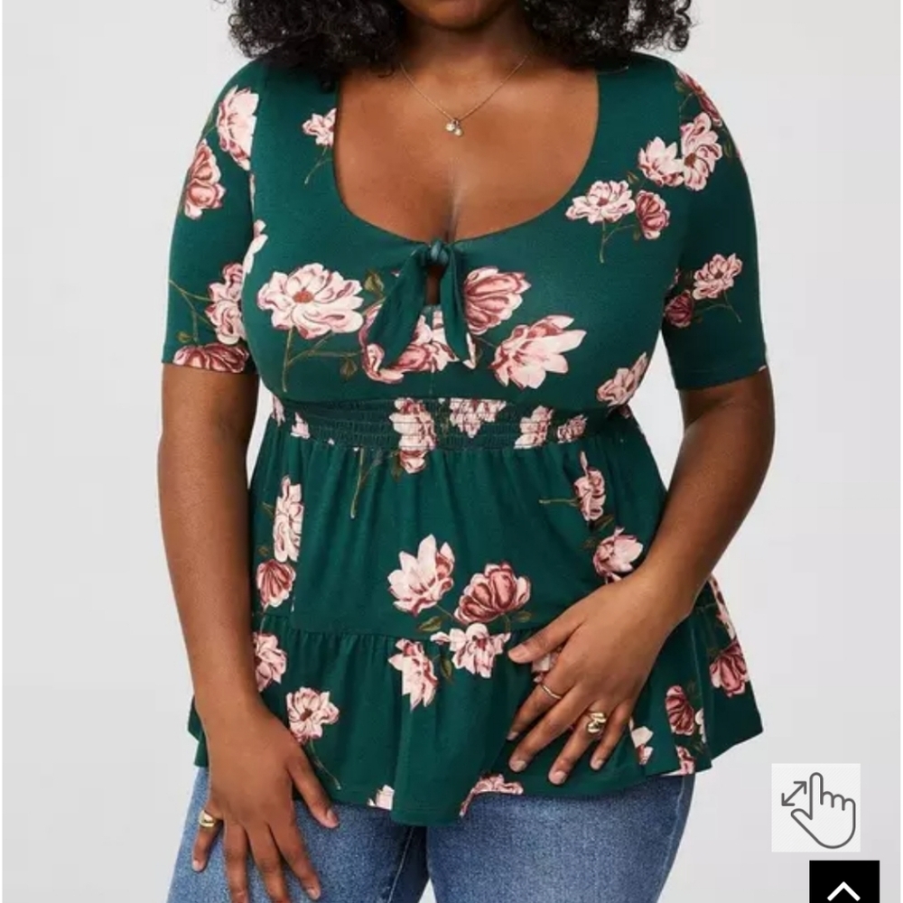 🆕️ 2X GREEN FLORAL FRONT TIE BABYDOLL TOP